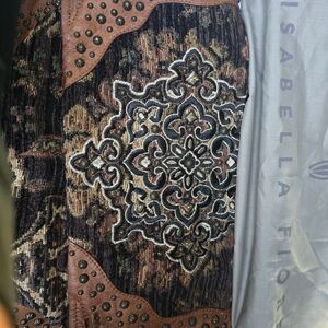 Isabella Fiore Women's Embroidered Purse - Black and Brown